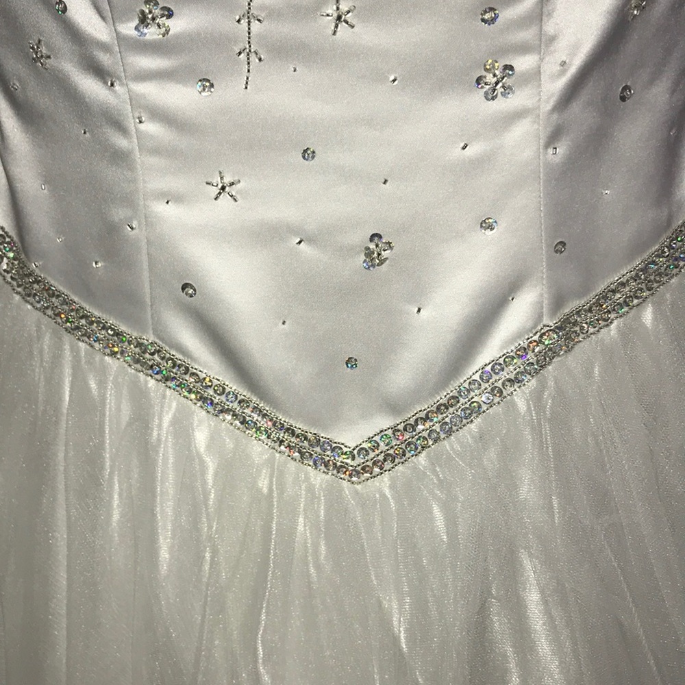 Princess Wedding Dress - Picture 3 of 8